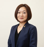 会 長 小田島 綾子